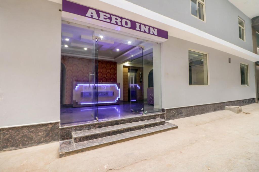 Aero Inn Hotel escorts
