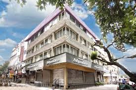 Hotel Global Radiance escorts
