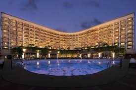 Roomshala 018 Hotel escorts